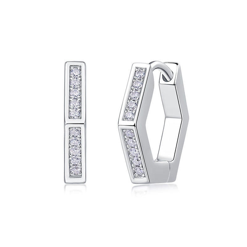 Clous d'oreilles hexagonaux en moissanite · Équilibre et force ｜ Argent sterling 925