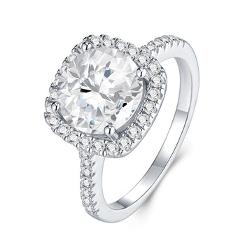 Bague en moissanite avec halo coussin pavé français et sertissage à quatre griffes | Ajustement parfait | Anneaux ornés de diamants