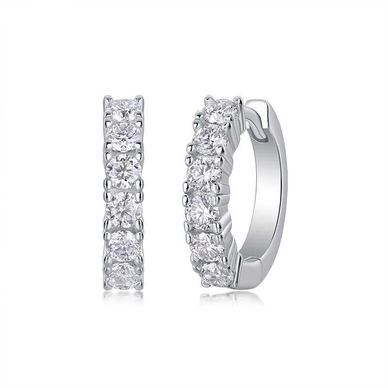 Boucles d'oreilles créoles Galaxy en moissanite · Design en argent 925 | Argent sterling 925