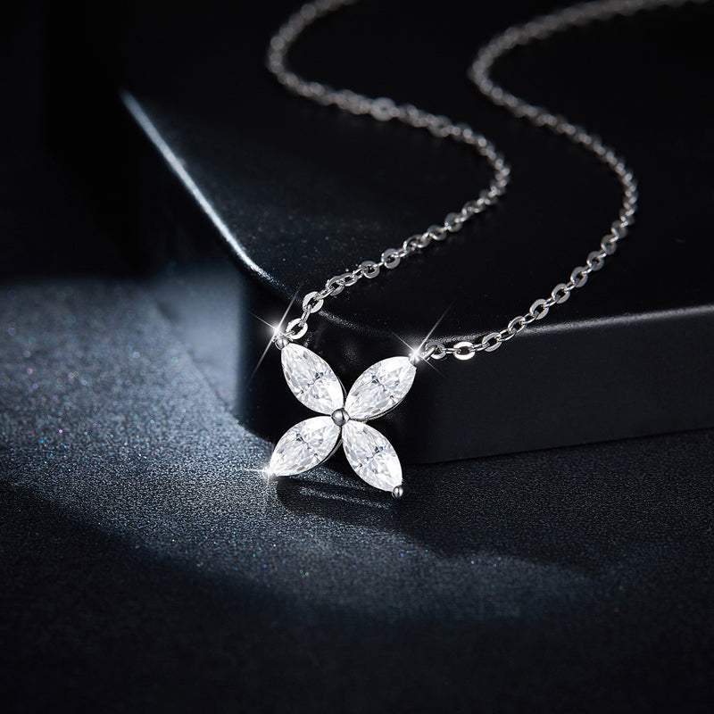 Collier papillon en moissanite · Ailes radieuses ｜ Argent sterling 925